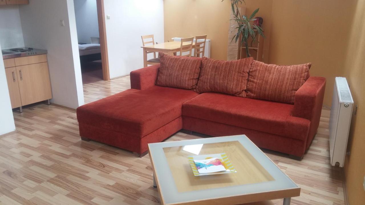 Central Apartman Sopron Exterior photo